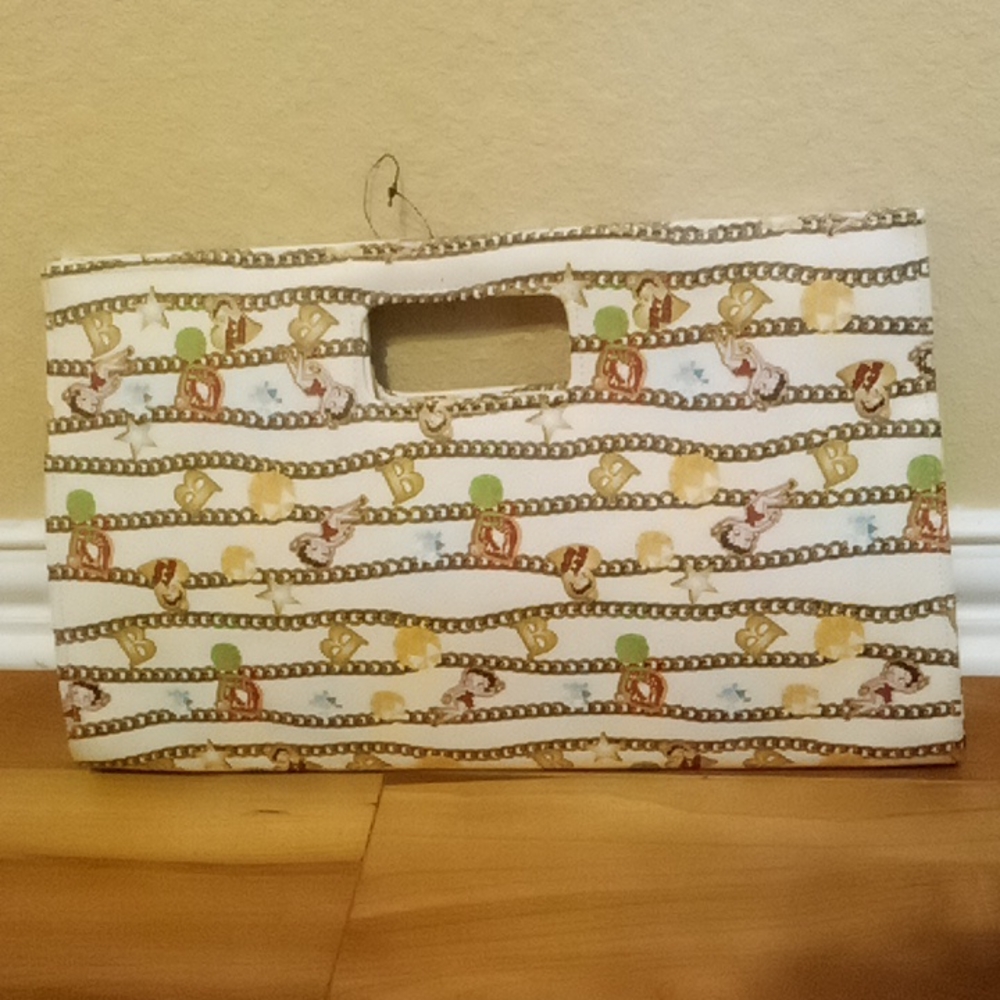 Woman's Betty boop 👛 (nwot)